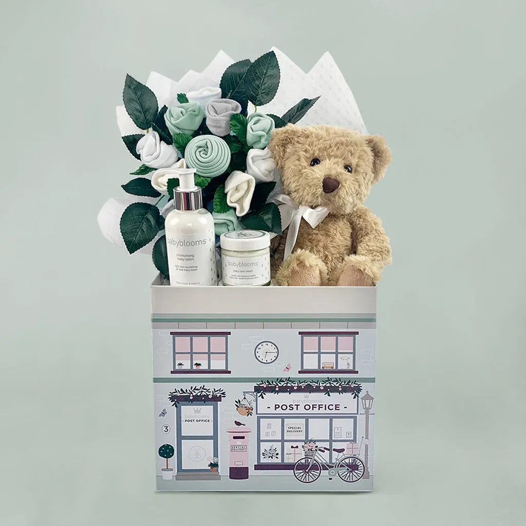 Bertie Bear Welcome Baby Hamper, Neutral