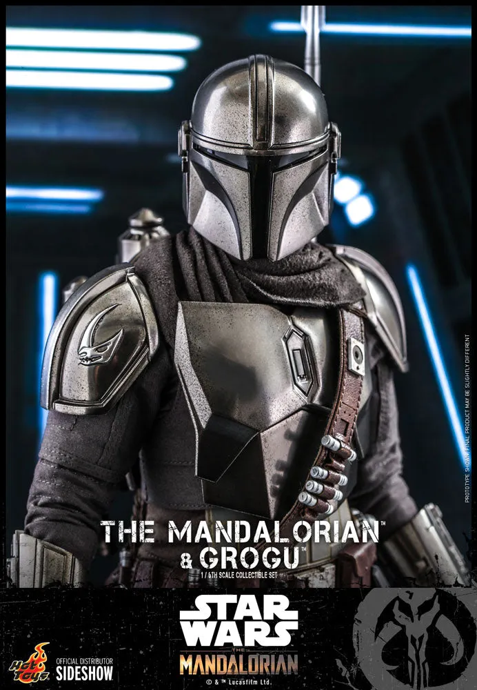 Hot Toys The Mandalorian™ and Grogu™